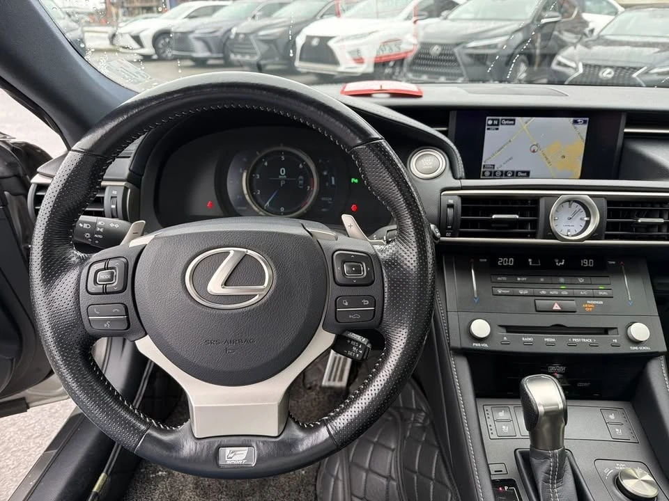 2017 Lexus RC - Image 17 of 19