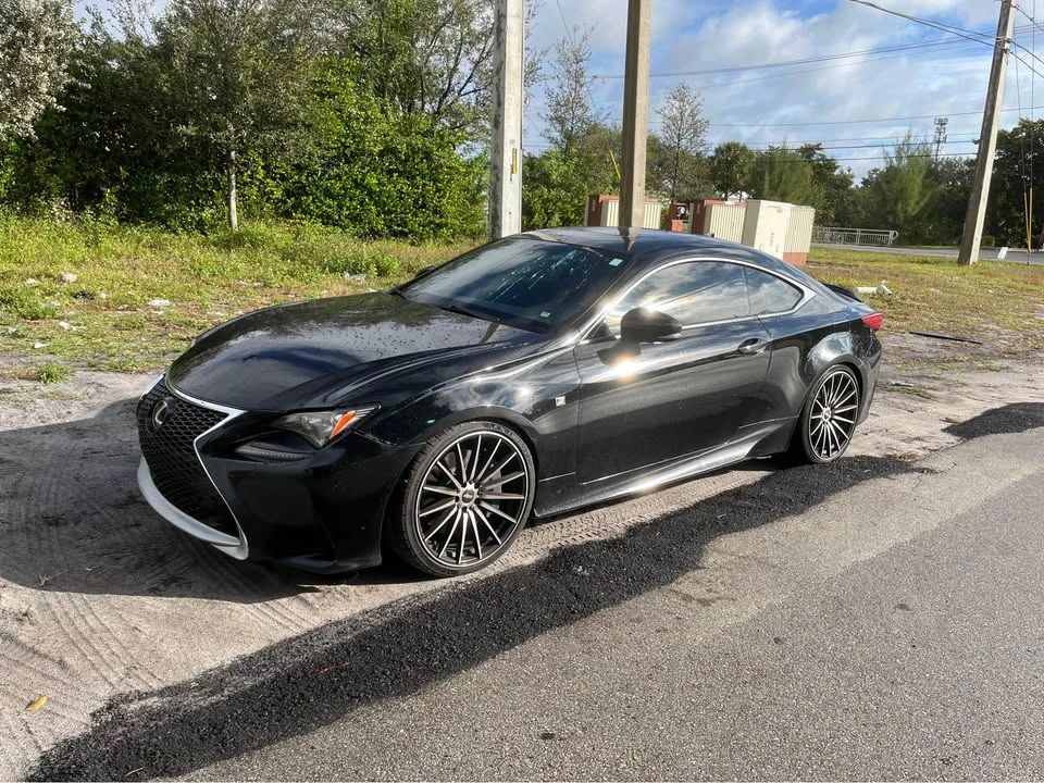 2017 Lexus RC - Image 3 of 3