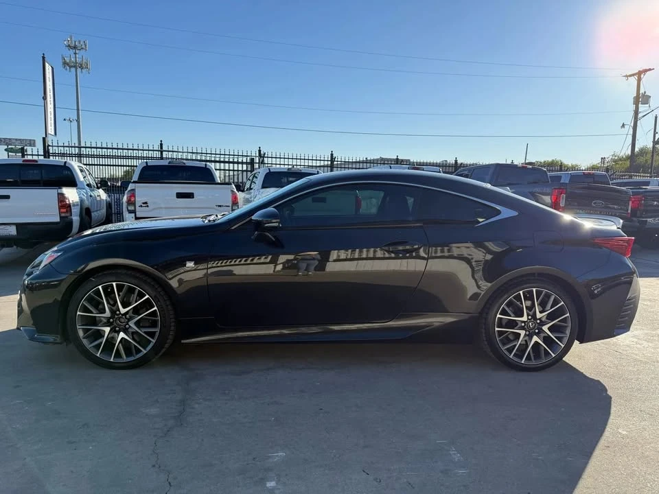 2017 Lexus RC - Image 6 of 17
