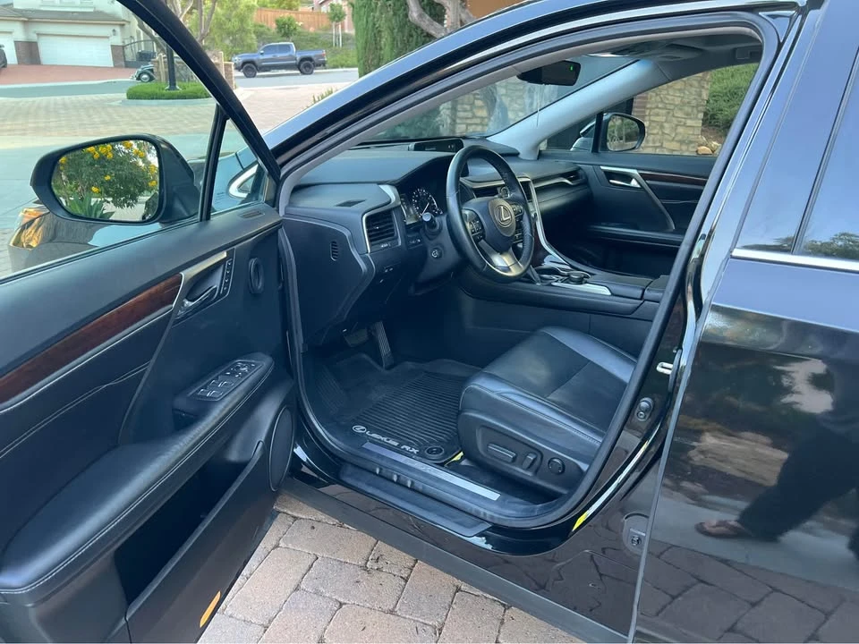 2017 Lexus RX 4th Gen - Image 5 of 8