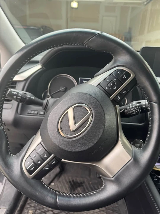 2017 Lexus RX 4th Gen - Image 7 of 9
