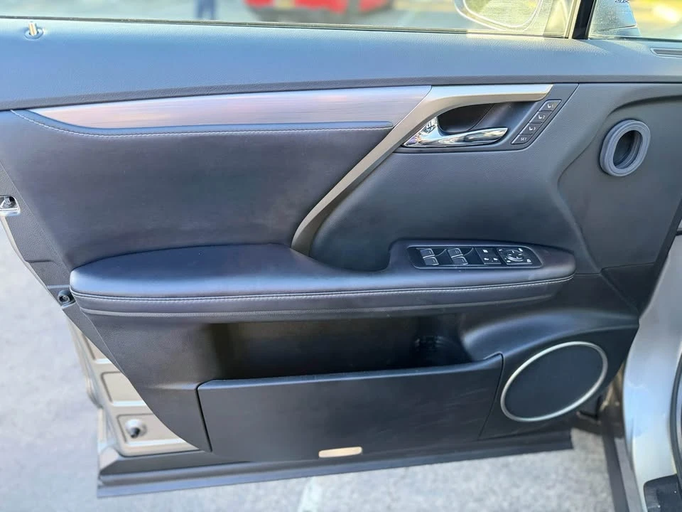 2017 Lexus RX 4th Gen - Image 10 of 20