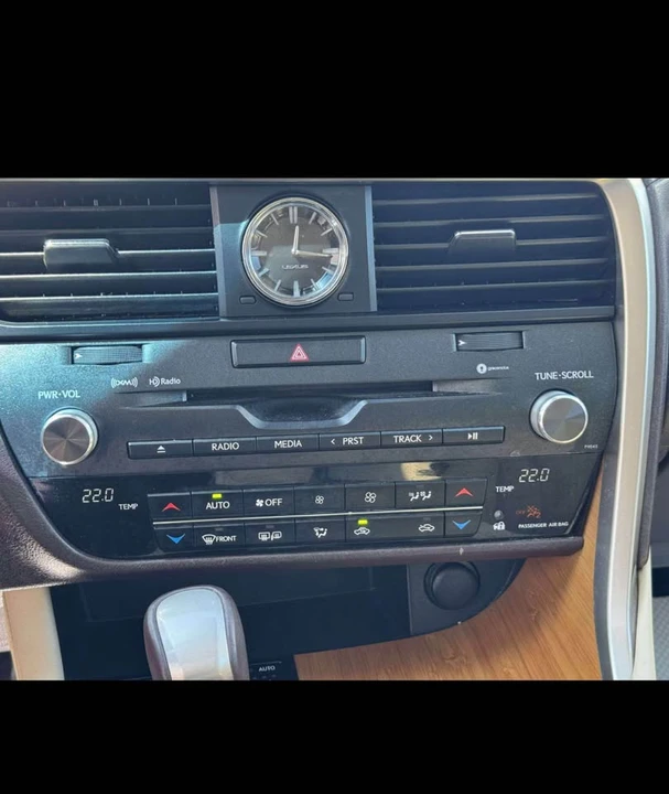 2017 Lexus RX 4th Gen - Image 7 of 17