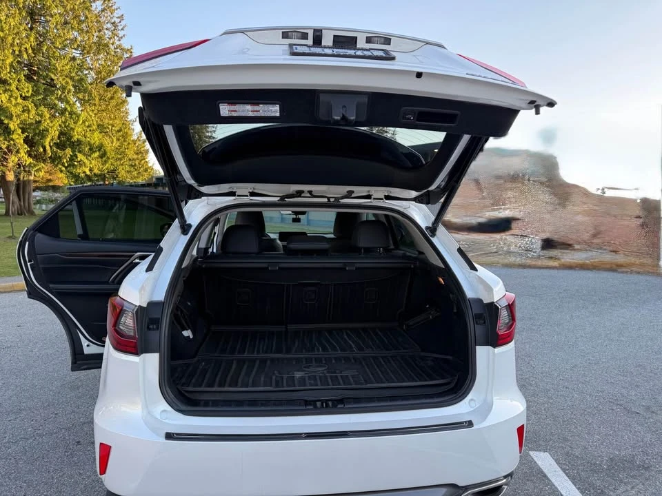 2017 Lexus RX 4th Gen - Image 10 of 17