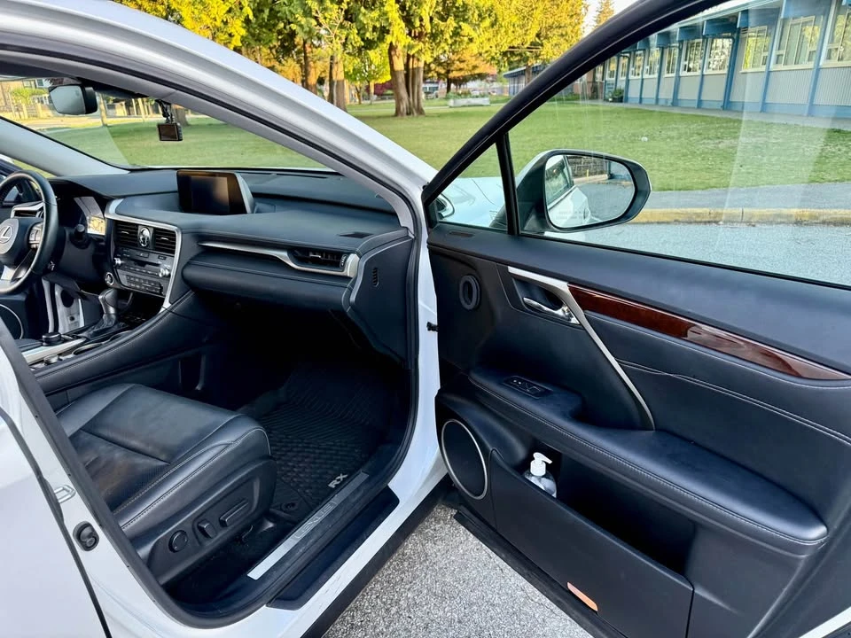 2017 Lexus RX 4th Gen - Image 8 of 17