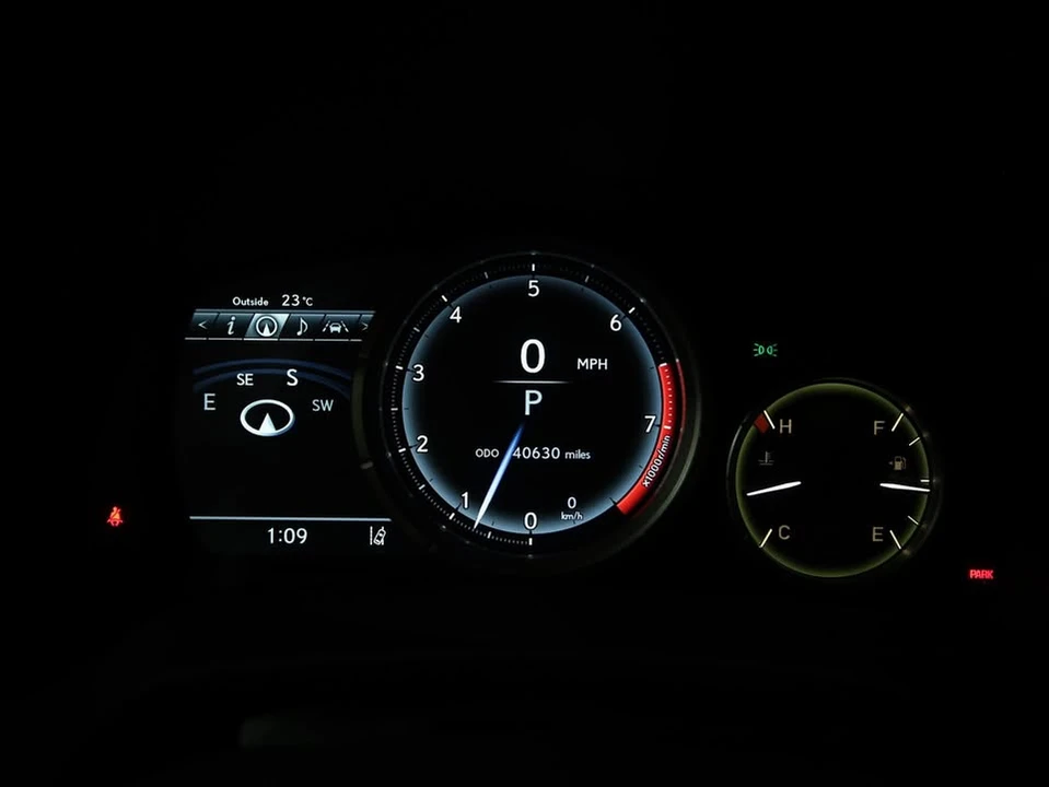 2017 Lexus RX 4th Gen - Image 16 of 18