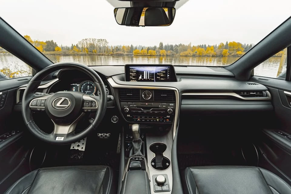 2017 Lexus RX 4th Gen - Image 10 of 16