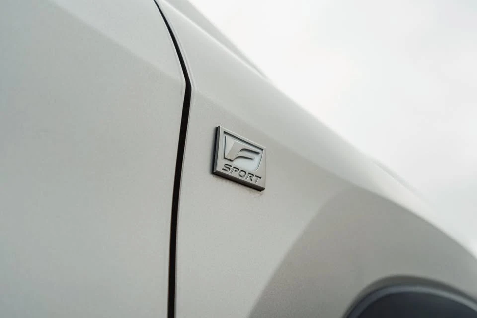 2017 Lexus RX 4th Gen - Image 9 of 16