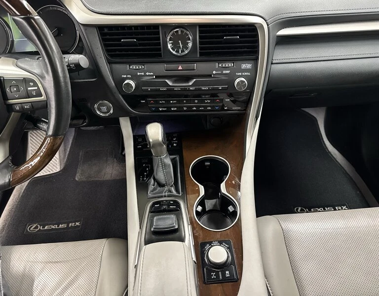2017 Lexus RX 4th Gen - Image 16 of 20