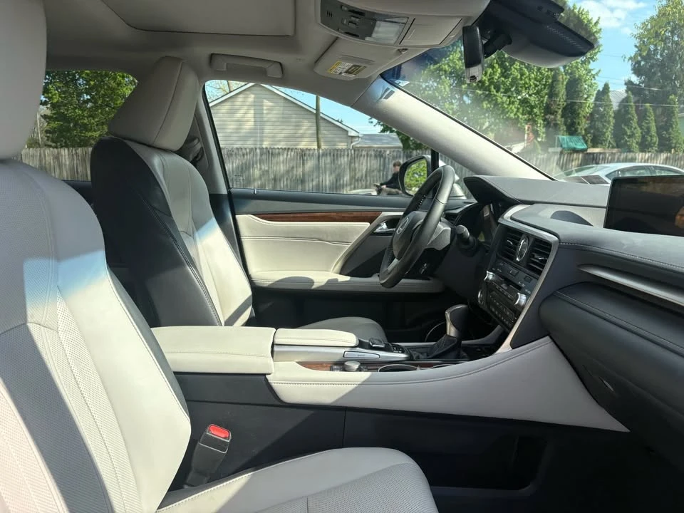2017 Lexus RX 4th Gen - Image 14 of 19