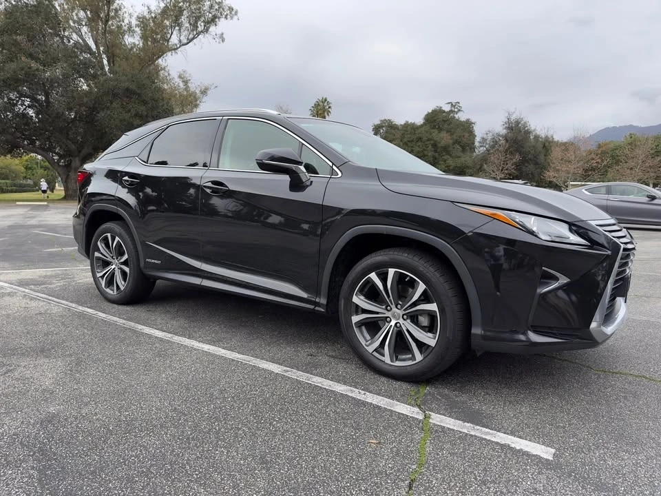 2017 Lexus RX 4th Gen - Image 5 of 21