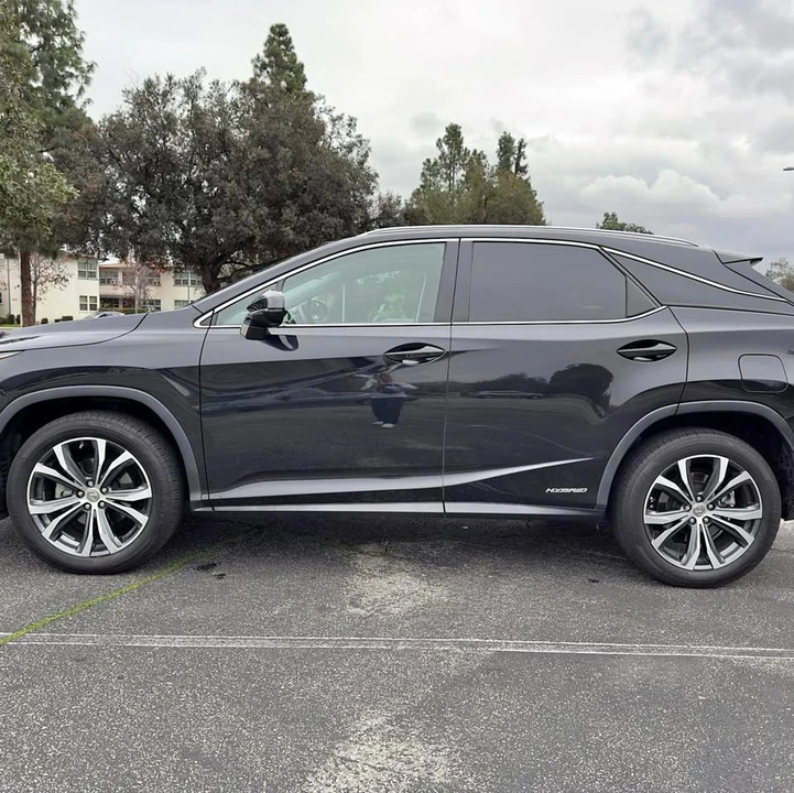 2017 Lexus RX 4th Gen - Image 2 of 21