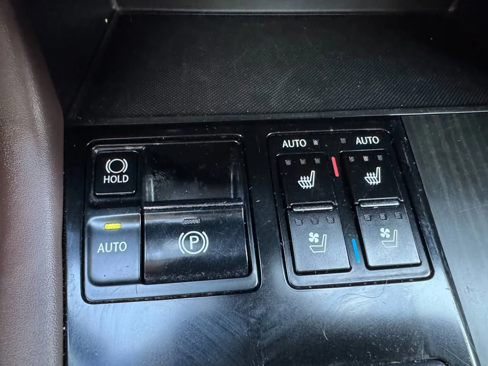 2017 Lexus RX 4th Gen - Image 17 of 19