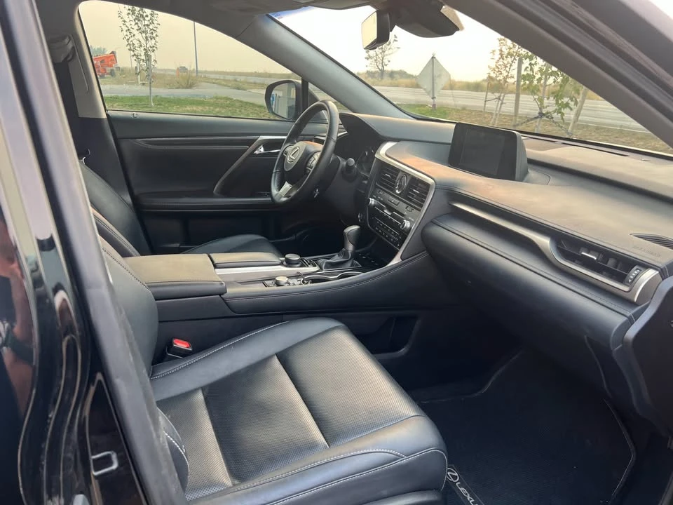 2017 Lexus RX 4th Gen - Image 7 of 12
