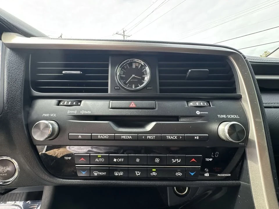 2017 Lexus RX 4th Gen - Image 16 of 20