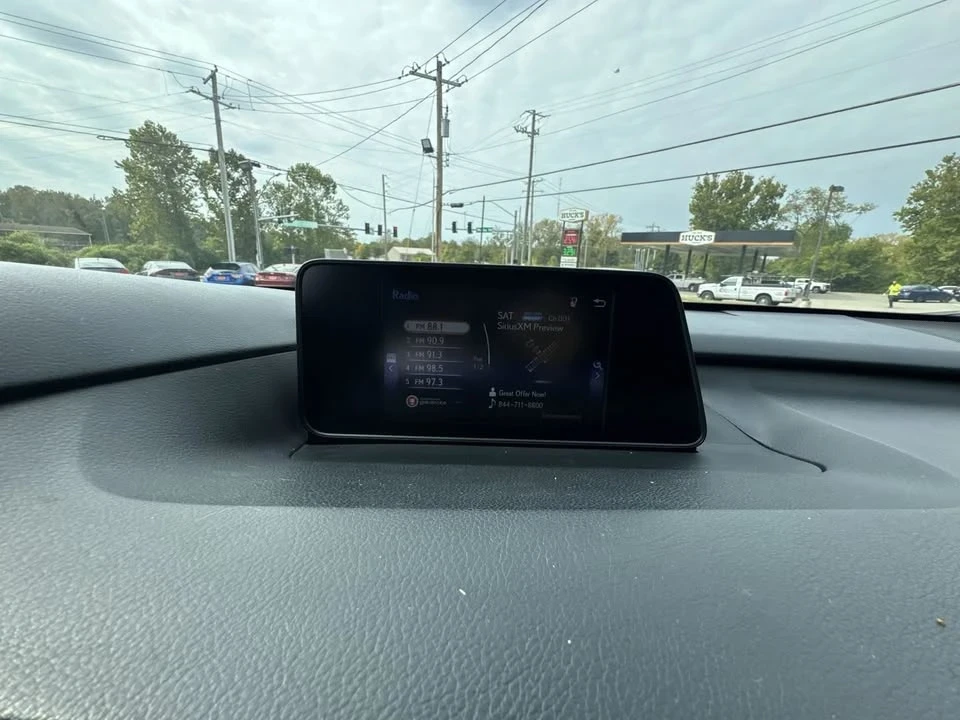 2017 Lexus RX 4th Gen - Image 19 of 20