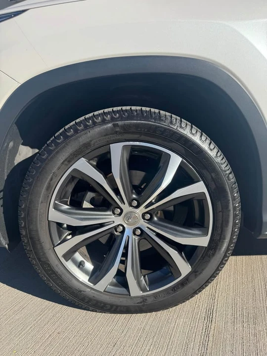 2017 Lexus RX 4th Gen - Image 9 of 10
