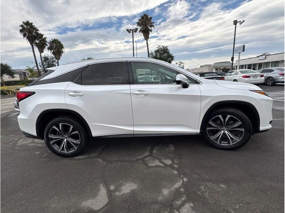 2017 Lexus RX 4th Gen - Image 4 of 18