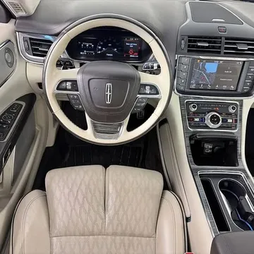 2017 Lincoln Continental Black Label