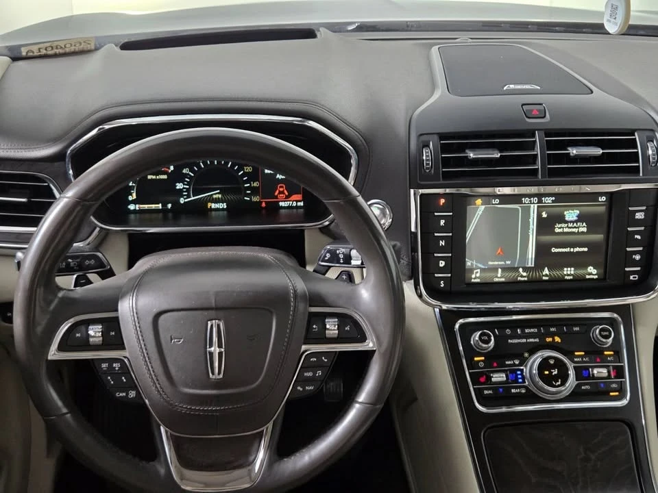 2017 Lincoln Continental 10th Gen - Image 7 of 11