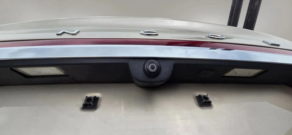 2017 Lincoln Continental 10th Gen - Image 12 of 20