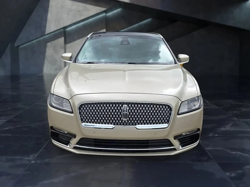 2017 Lincoln Continental 10th Gen - Image 7 of 20