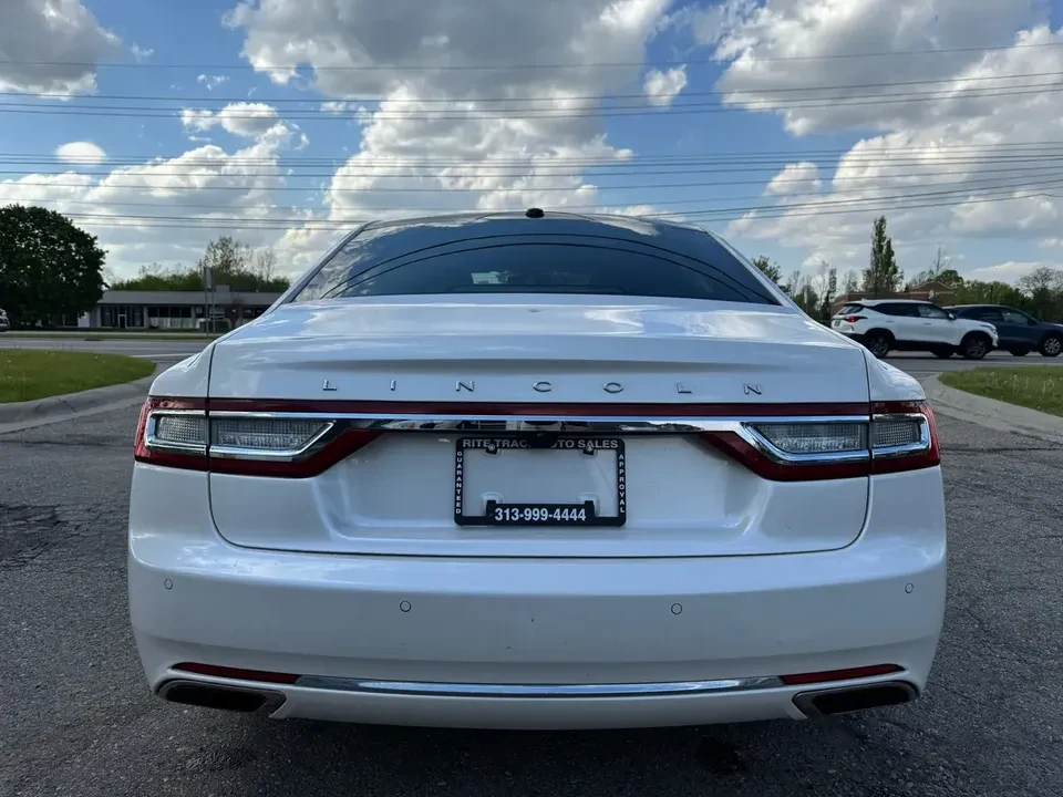 2017 Lincoln Continental 10th Gen - Image 5 of 14
