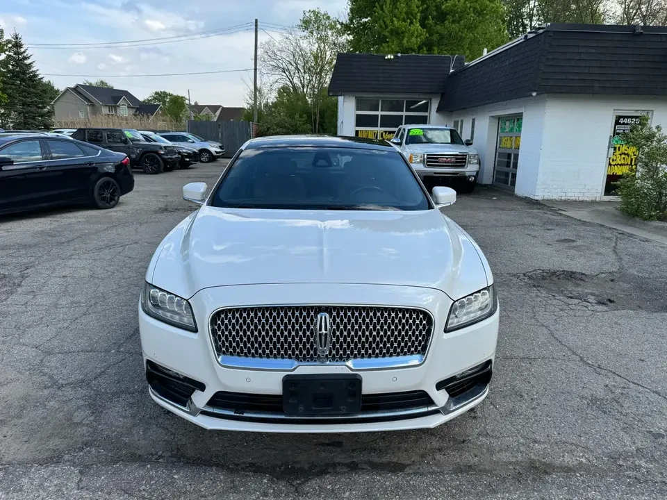 2017 Lincoln Continental 10th Gen - Image 2 of 14
