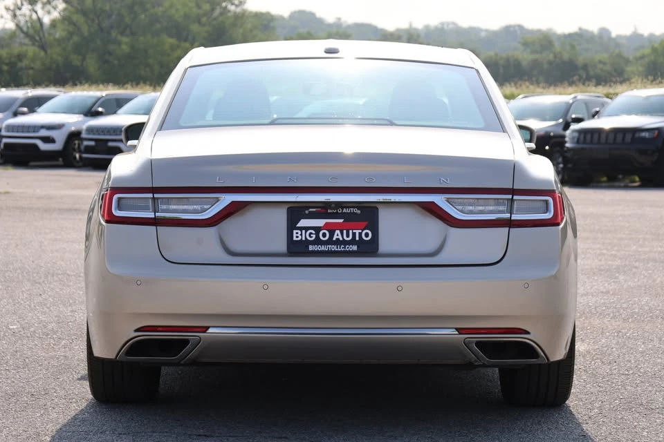 2017 Lincoln Continental 10th Gen - Image 10 of 20