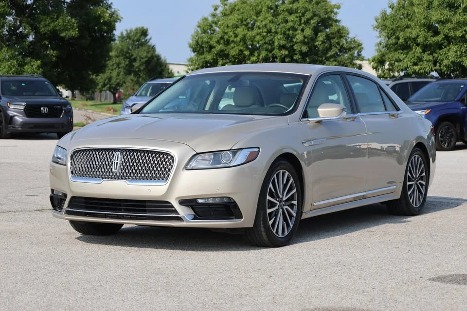 2017 Lincoln Continental 10th Gen - Image 6 of 20