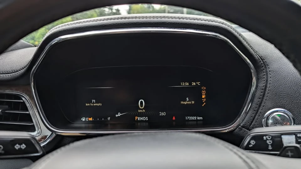 2017 Lincoln Continental 10th Gen - Image 11 of 15