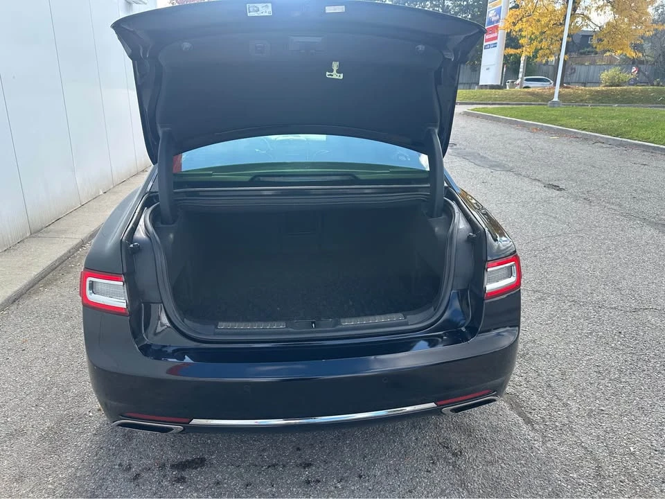 2017 Lincoln Continental 10th Gen - Image 5 of 20