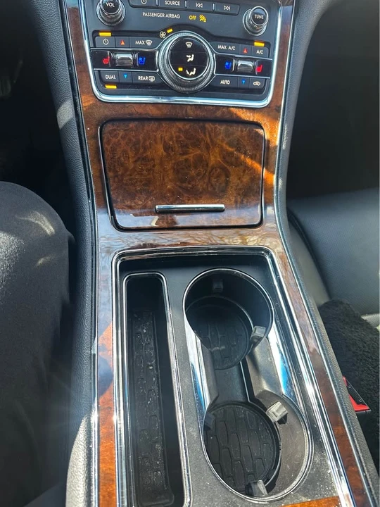 2017 Lincoln Continental 10th Gen - Image 17 of 20