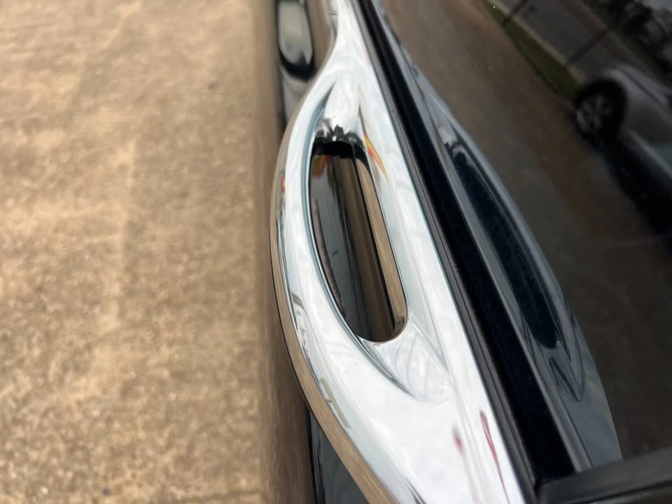 2017 Lincoln Continental 10th Gen - Image 13 of 20
