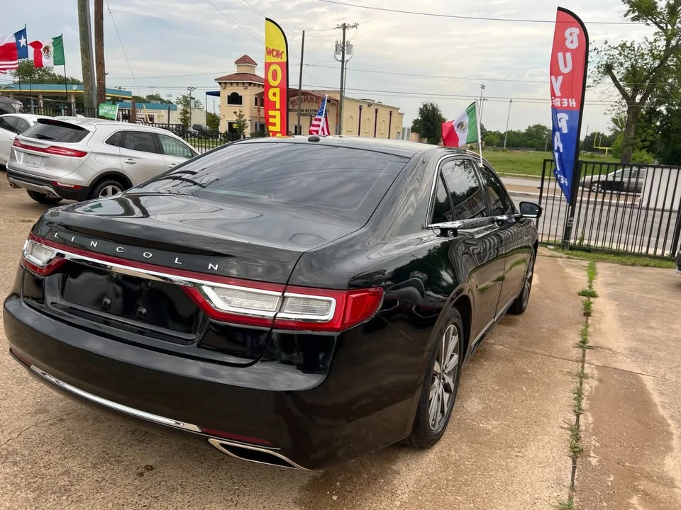 2017 Lincoln Continental 10th Gen - Image 5 of 20