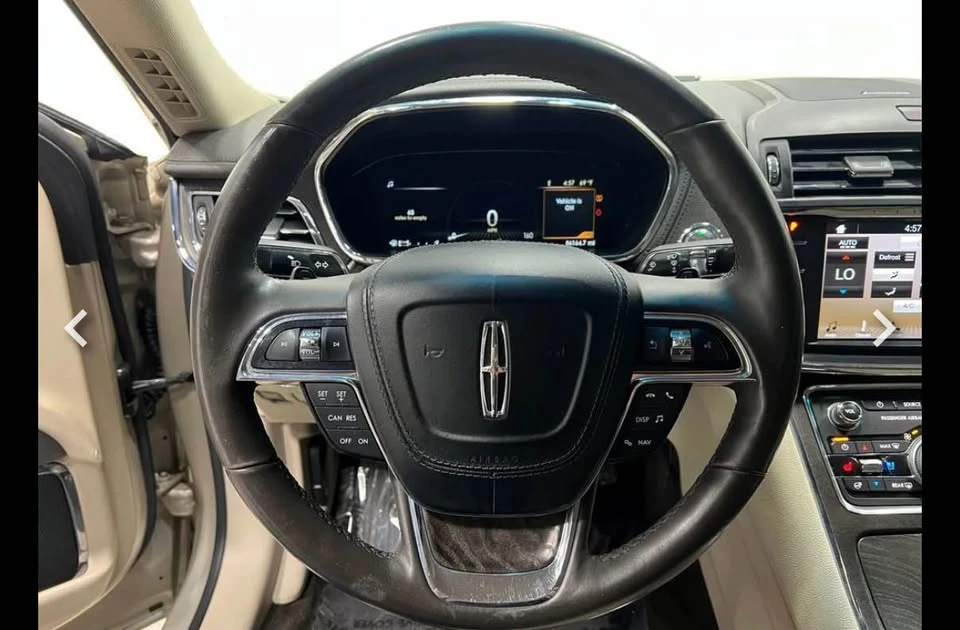 2017 Lincoln Continental 10th Gen - Image 9 of 10