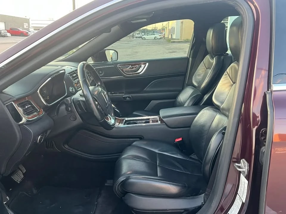 2017 Lincoln Continental 10th Gen - Image 14 of 20