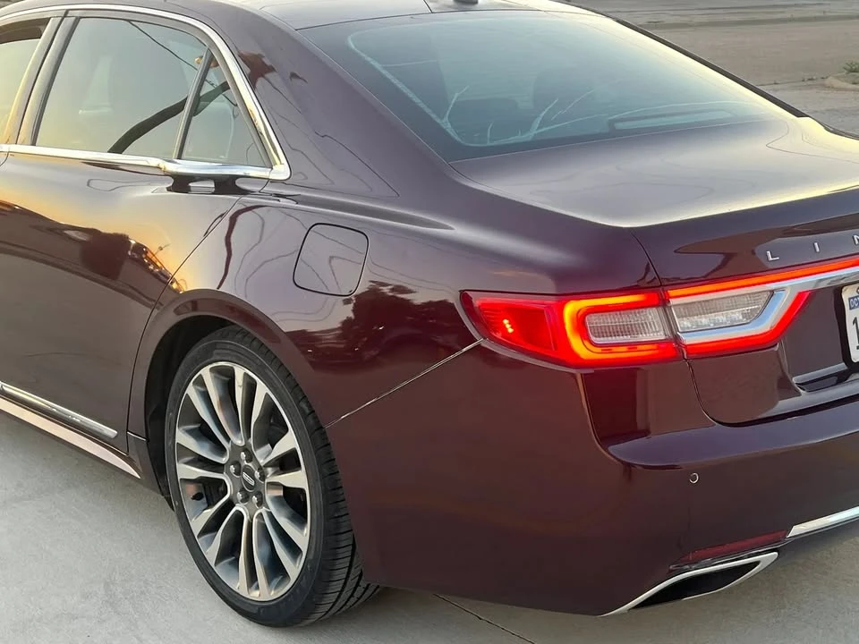 2017 Lincoln Continental 10th Gen - Image 10 of 20