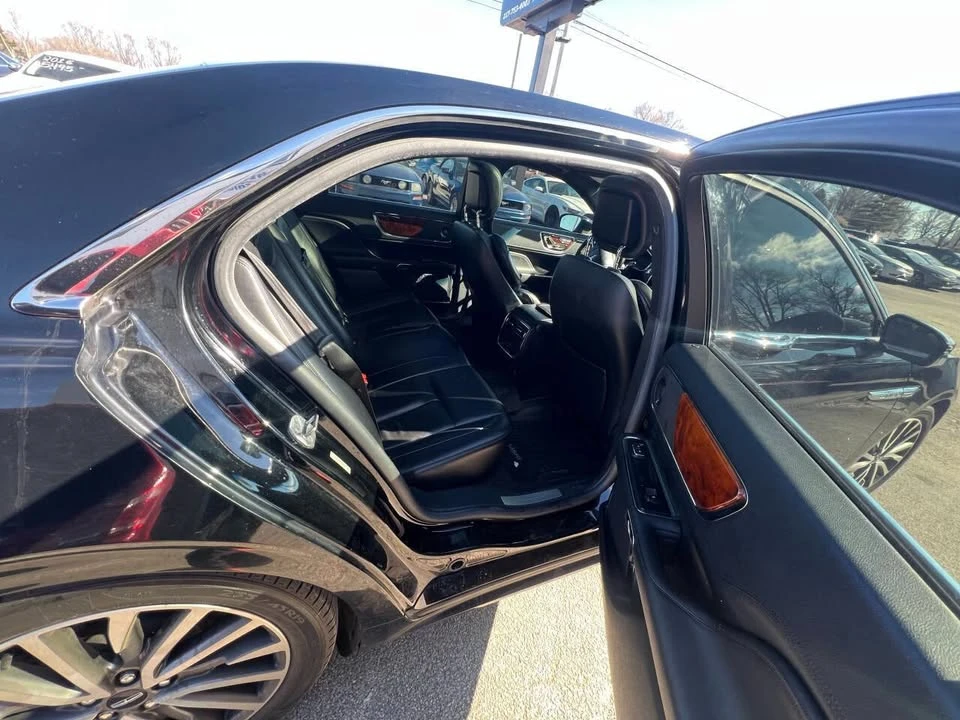 2017 Lincoln Continental 10th Gen - Image 7 of 7