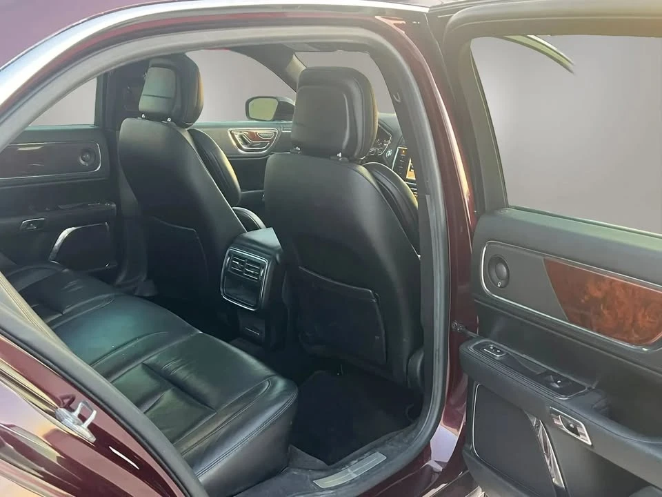 2017 Lincoln Continental 10th Gen - Image 17 of 20