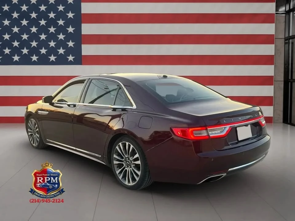 2017 Lincoln Continental 10th Gen - Image 11 of 20