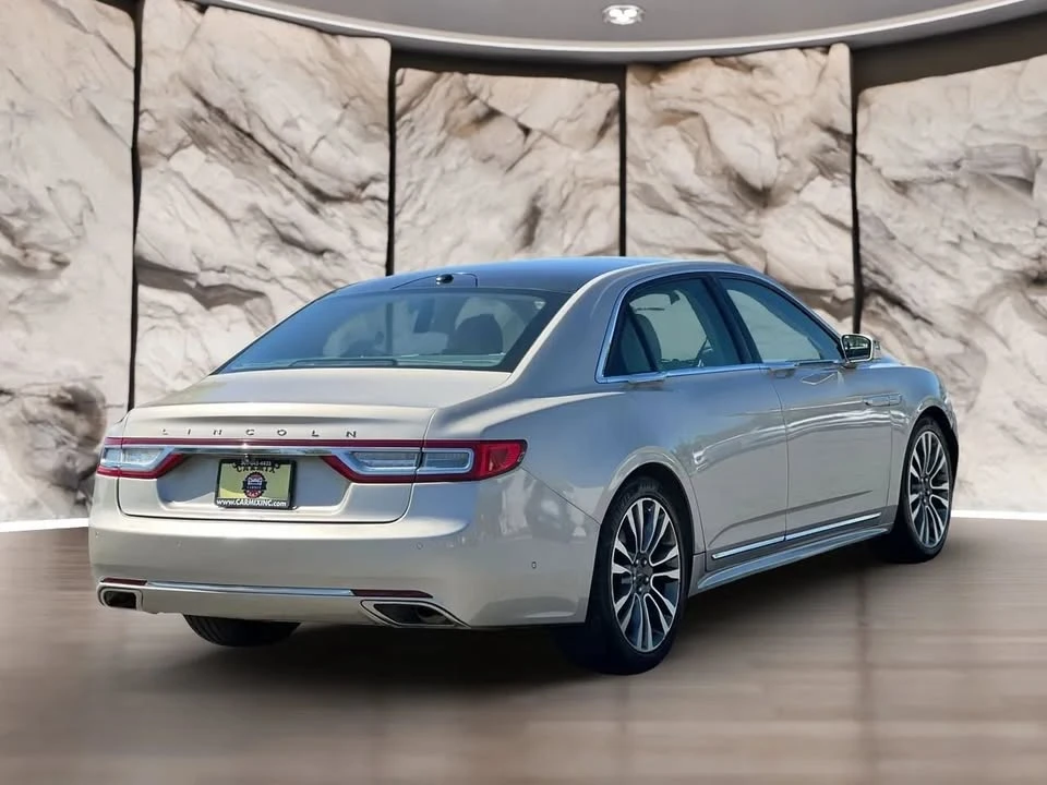 2017 Lincoln Continental 10th Gen - Image 5 of 20