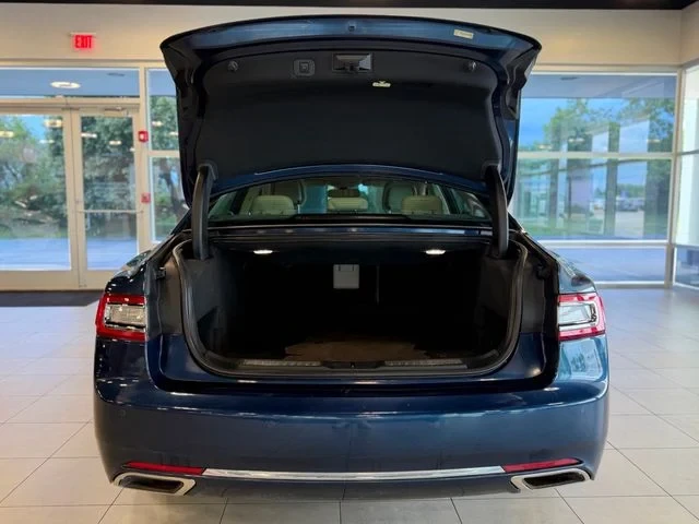 2017 Lincoln Continental 10th Gen - Image 17 of 19