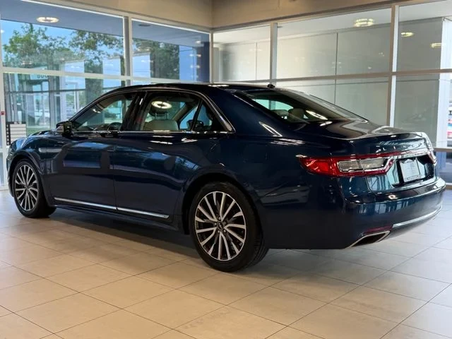 2017 Lincoln Continental 10th Gen - Image 7 of 19