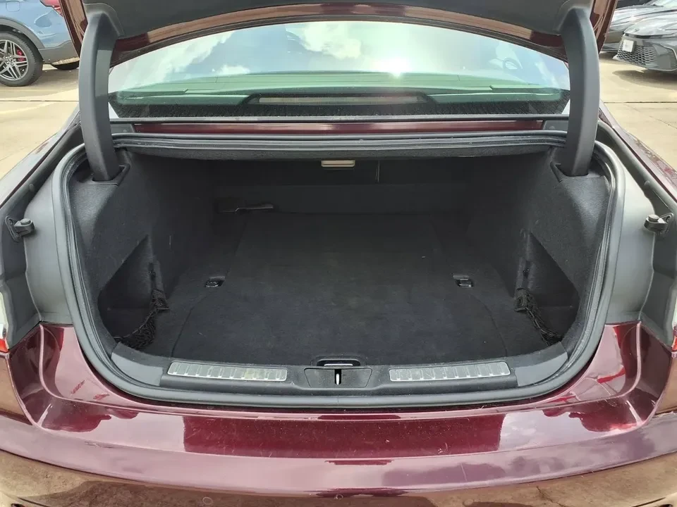 2017 Lincoln Continental 10th Gen - Image 6 of 19