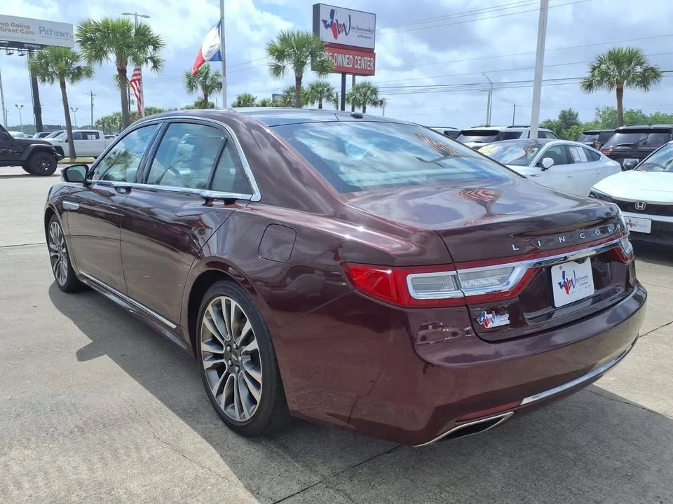 2017 Lincoln Continental 10th Gen - Image 7 of 19