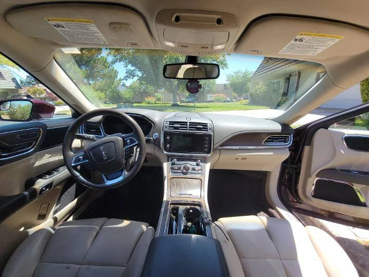 2017 Lincoln Continental 10th Gen - Image 7 of 8