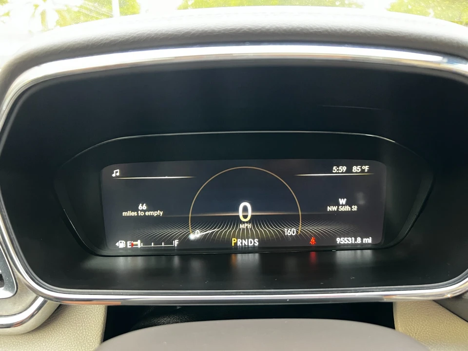 2017 Lincoln Continental 10th Gen - Image 22 of 28