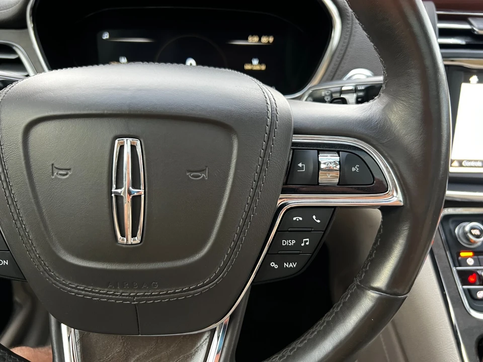 2017 Lincoln Continental 10th Gen - Image 23 of 28