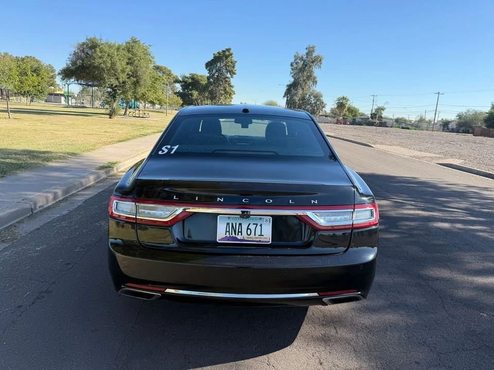 2017 Lincoln Continental 10th Gen - Image 3 of 18